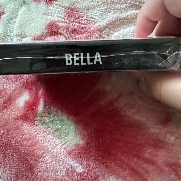 Glamnetic lashes Bella. - Picture 2 of 3